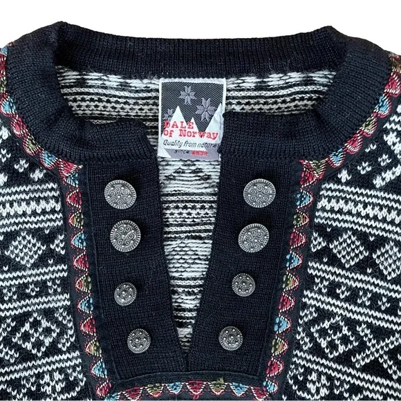 Dale of Norway Pure New Wool Nordic Sweater, Button Placket, Size Small - Picture 8 of 9
